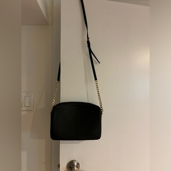 Micheal kors crossbody purse - Picture 7 of 8